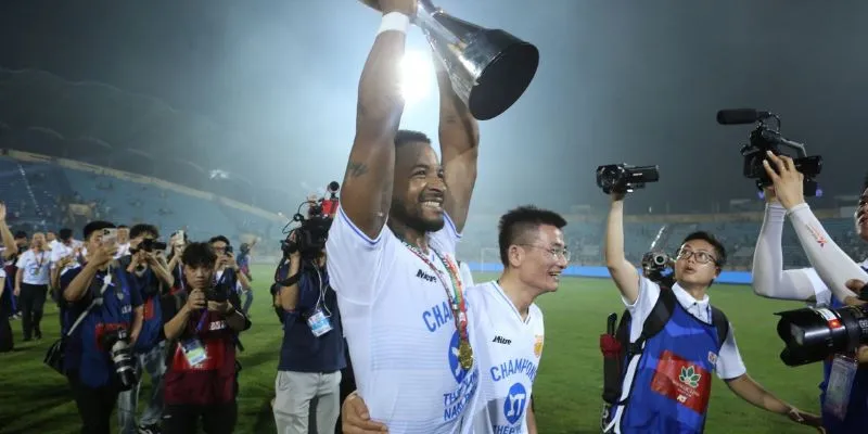 Phân tích phong độ, đội hình, lịch sử để tăng cơ hội thắng cược.