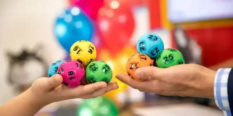 Các chiến lược chọn số cực chuẩn và có độ chính xác cao